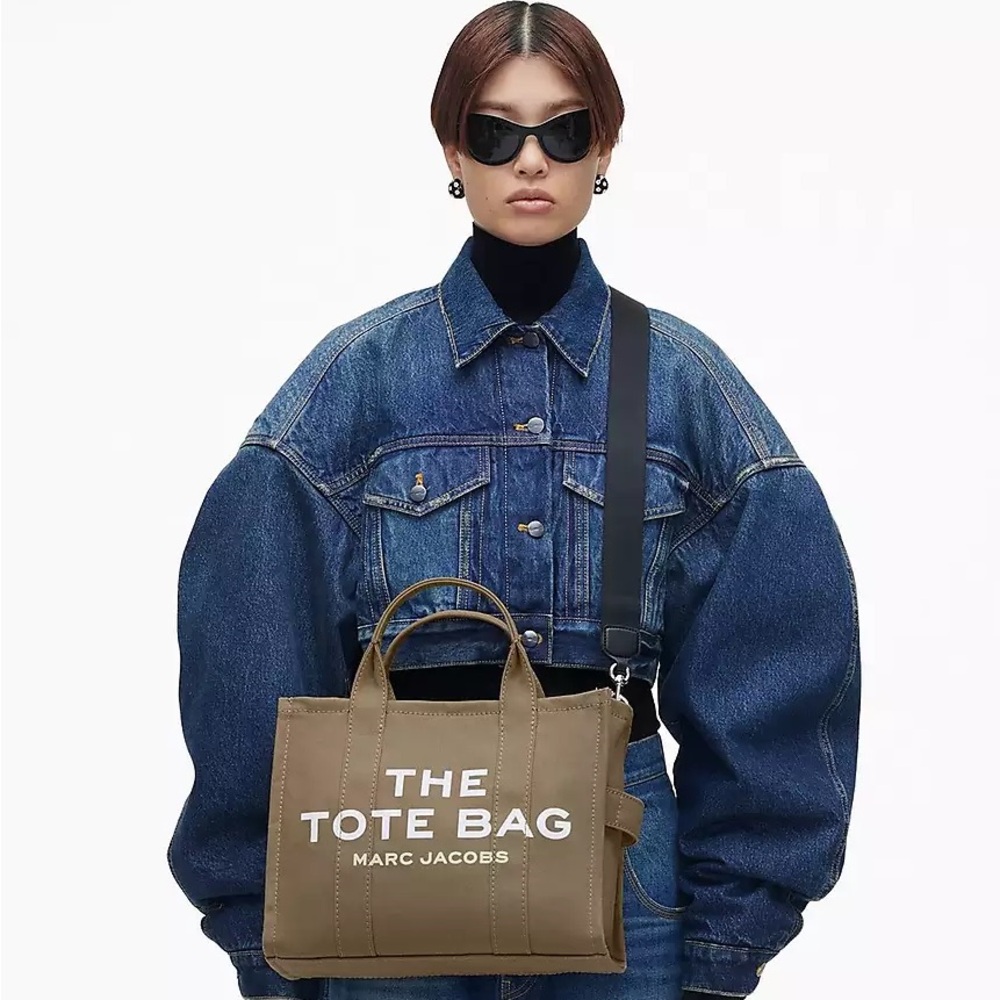 Marc Jacobs Canvas The Tote Bag Medium - Picture 3 of 16